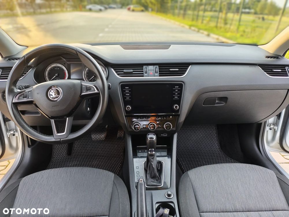 Skoda Octavia 2.0 TSI Clever DSG - 17