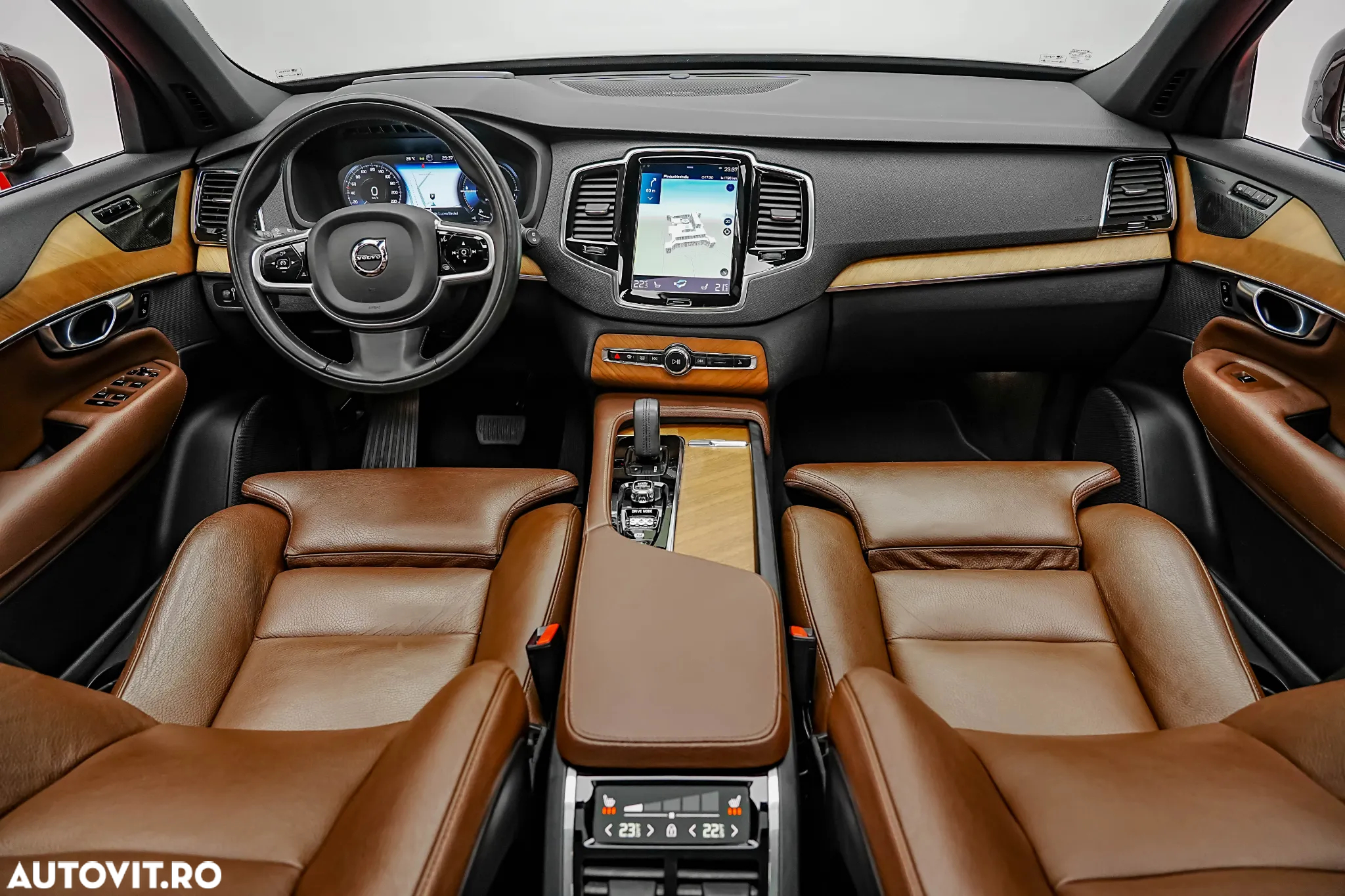Volvo XC 90 T8 AWD Recharge Geartronic Inscription Expression - 20