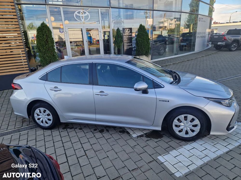Toyota Corolla Sedan 1.8 HSD Business - 8