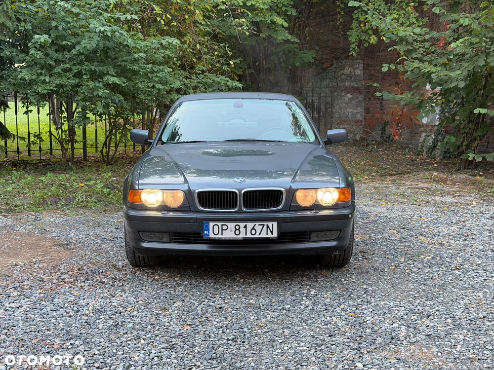 BMW Seria 7 728i L - 4