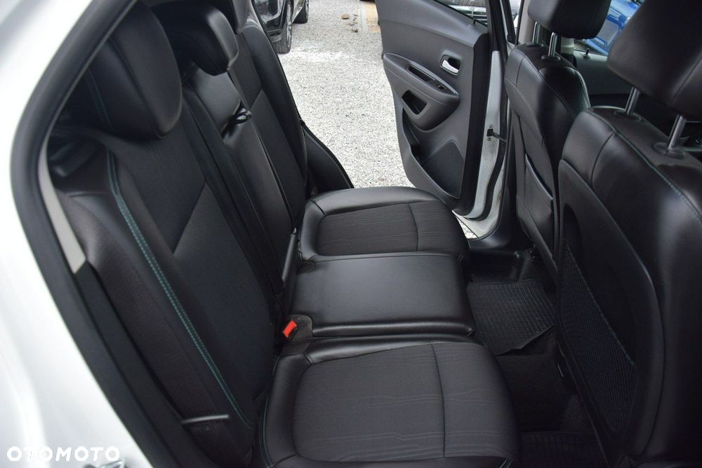 Chevrolet Trax 1.6 LT - 29