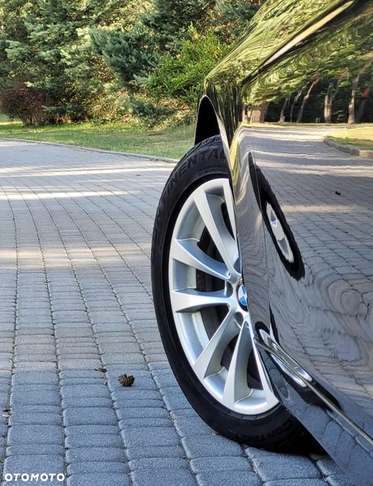 BMW Seria 3 320i - 8