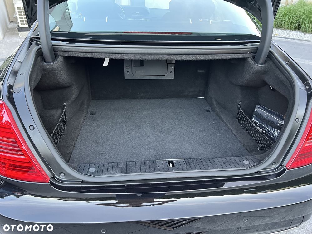 Mercedes-Benz CL 500 4-Matic BlueEff - 27