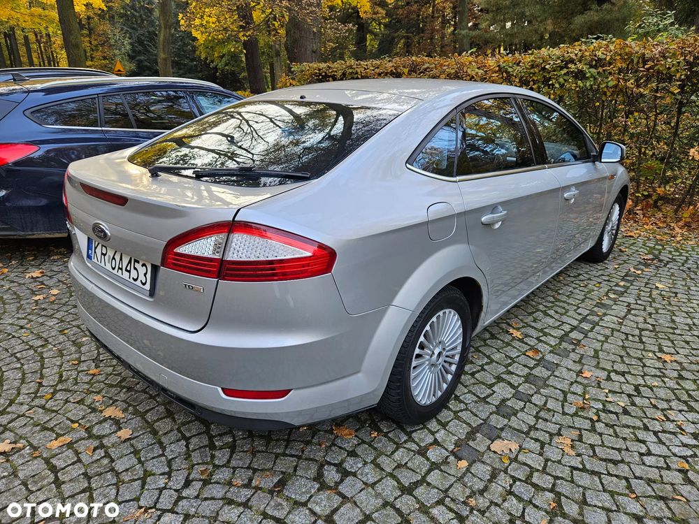 Ford Mondeo 2.0 TDCi Titanium - 9