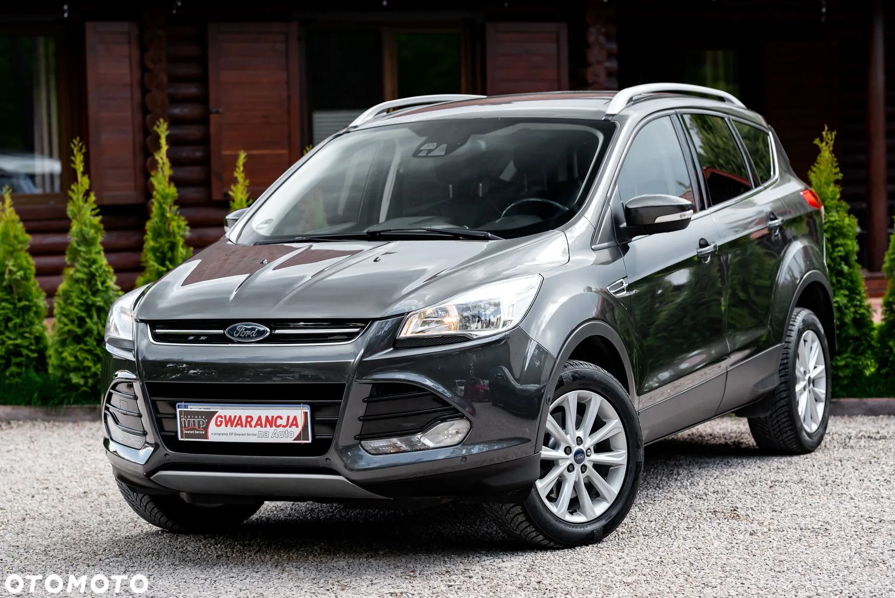 Ford Kuga - 1