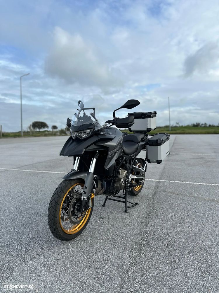 QJ Motor SRT 700X E5 - 13