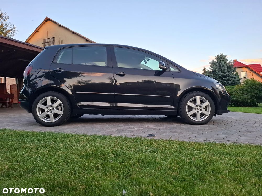 Volkswagen Golf Plus - 13