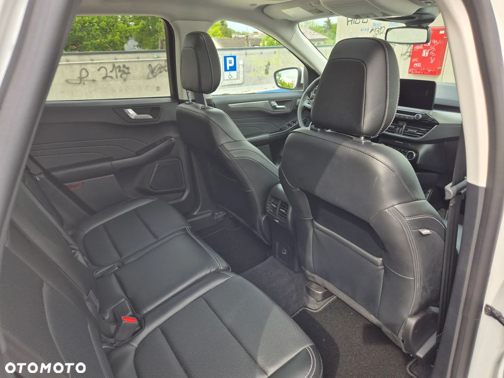 Ford Kuga - 15