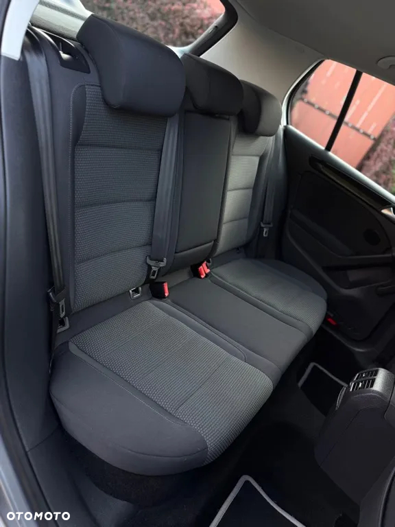 Volkswagen Golf 1.4 TSI Highline - 29
