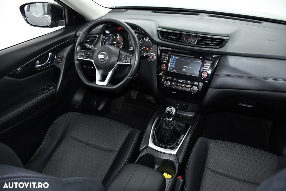 Nissan X-Trail 1.6 dCi N-Connecta - 8