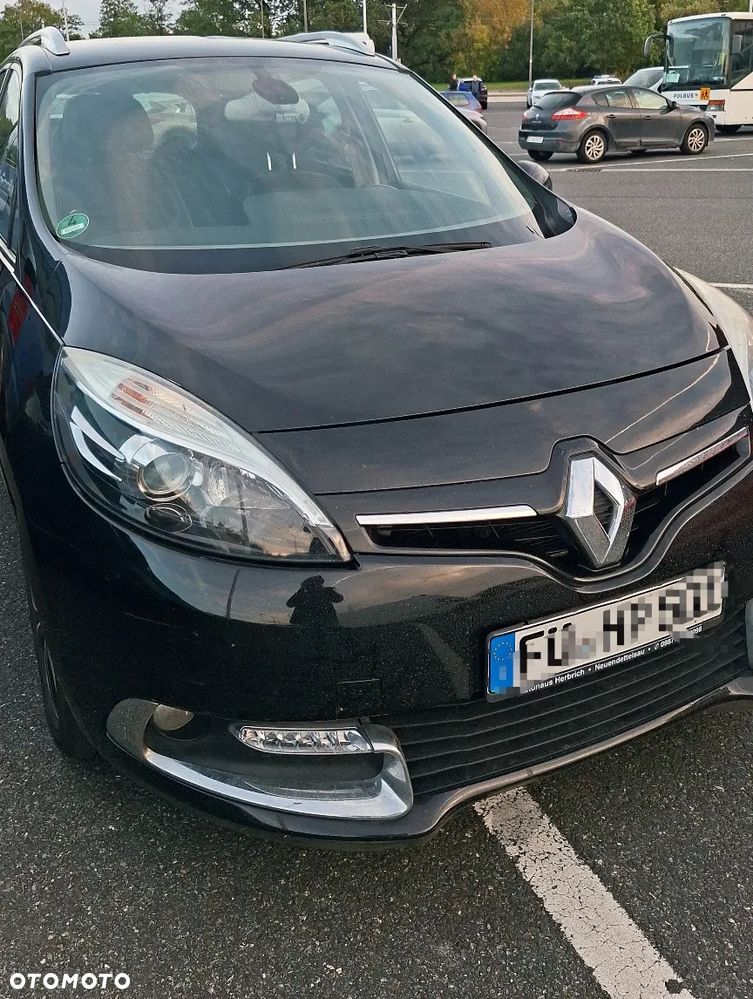 Renault Scenic 1.6 dCi Energy Bose - 17