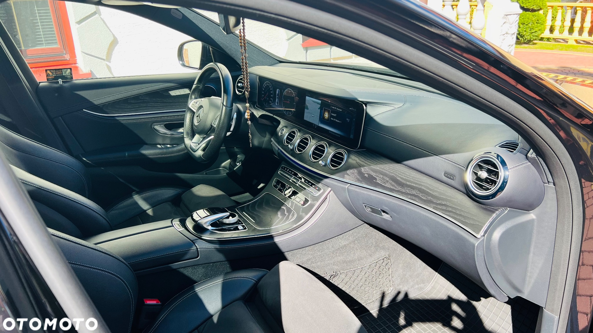 Mercedes-Benz Klasa E 220 d 4-Matic 9G-TRONIC - 15