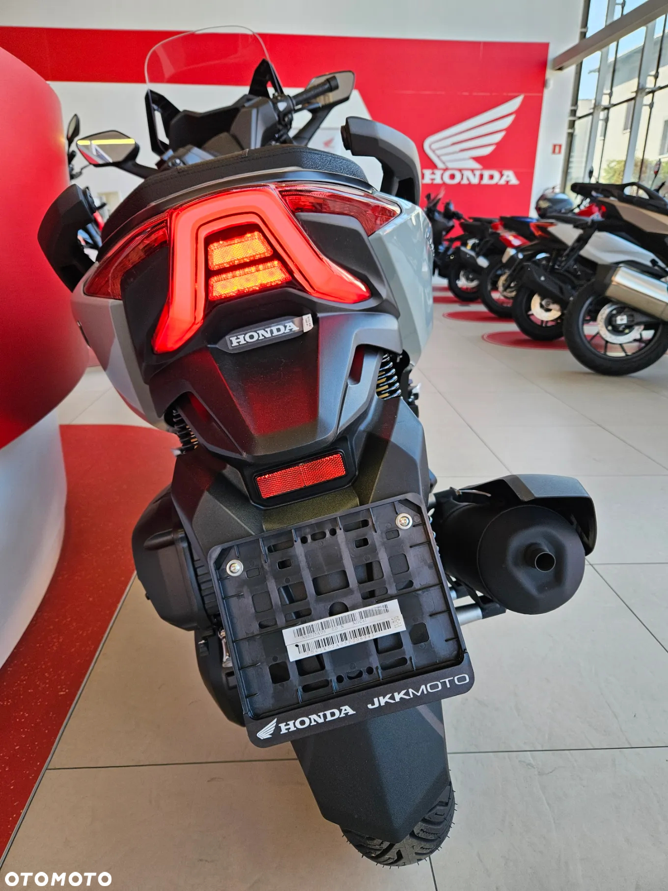 Honda NSS - 12