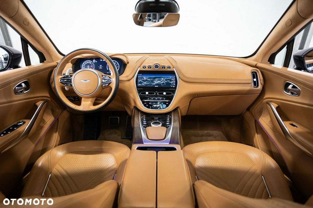 Aston Martin DBX Standard - 22