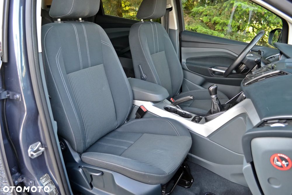 Ford C-MAX 1.6 Ti-VCT Titanium - 24