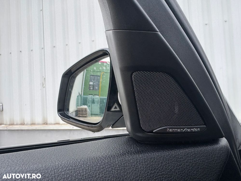 BMW Seria 5 525d Sport-Aut. - 31