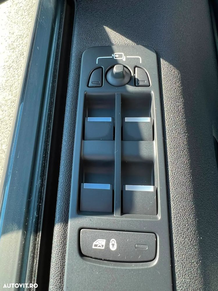 Land Rover Discovery Sport - 4