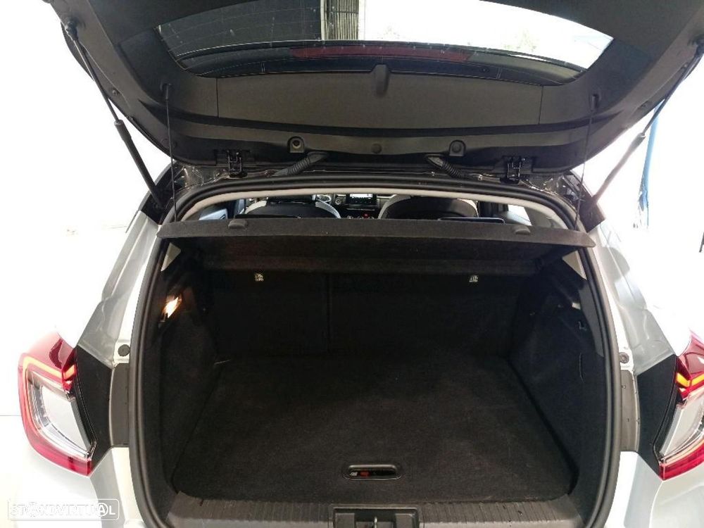 Renault Captur 1.0 TCe Techno Bi-Fuel - 9