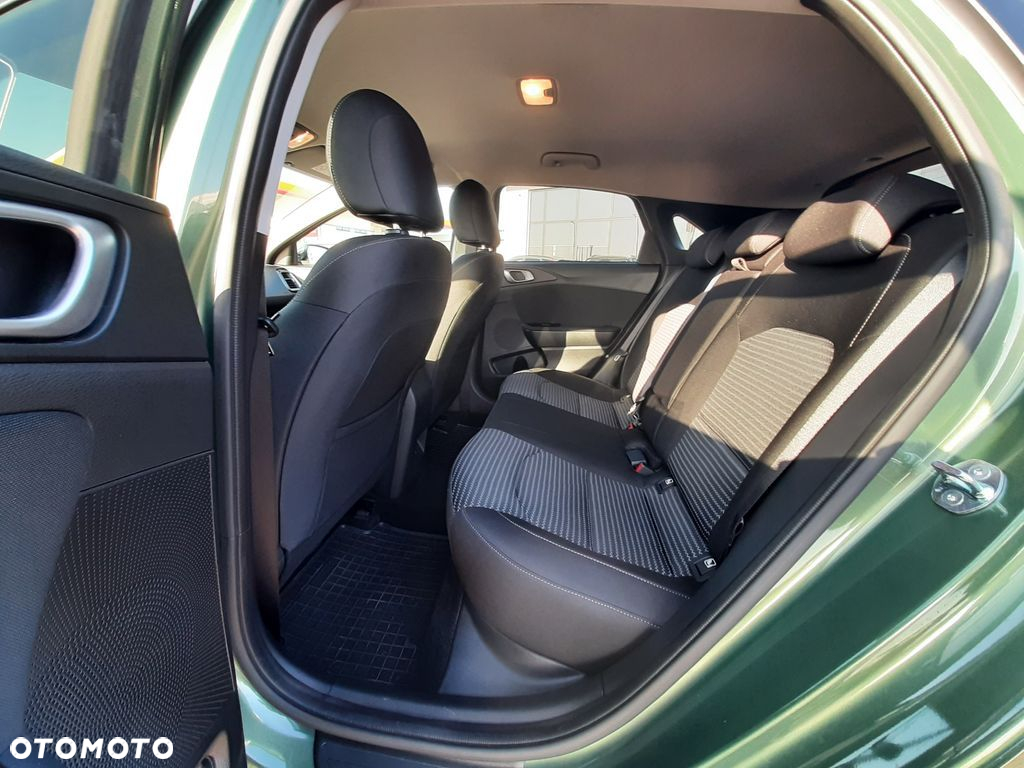 Kia Ceed 1.5 T-GDI M DCT - 20