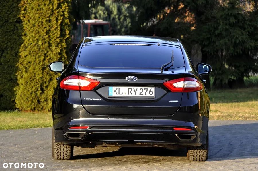 Ford Mondeo 2.0 EcoBoost STart-Stopp Autom Titanium - 16