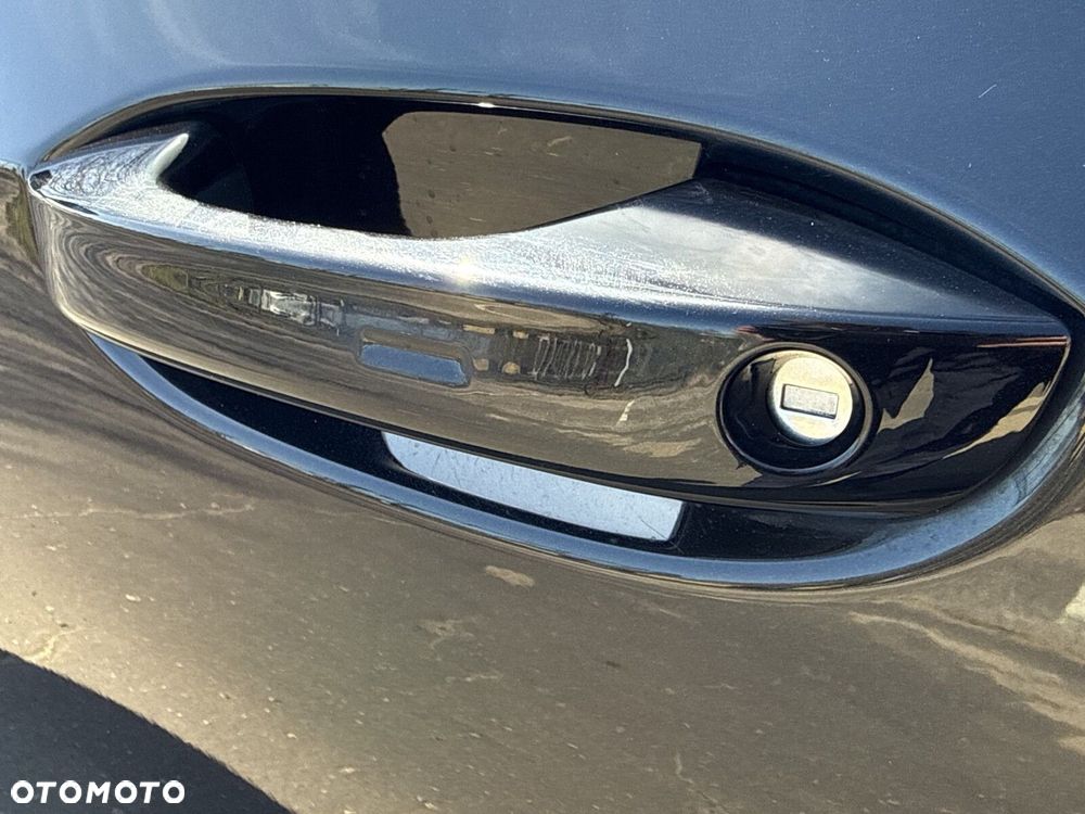 Volkswagen Golf 2.0 TSI Style DSG - 35