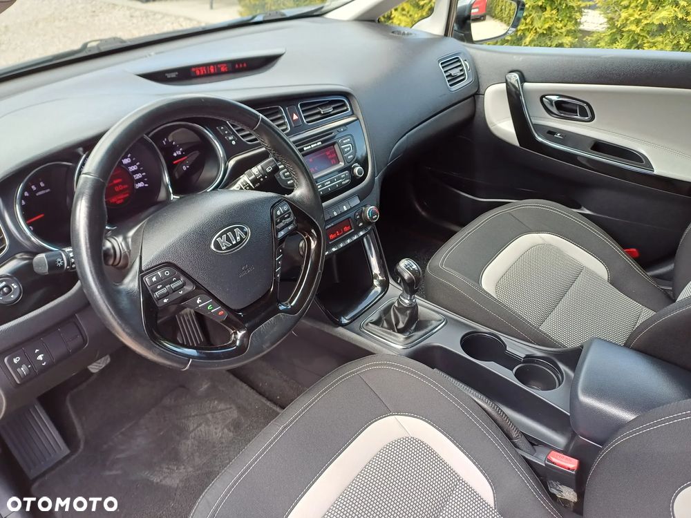 Kia Ceed 1.6 CRDi L - 2