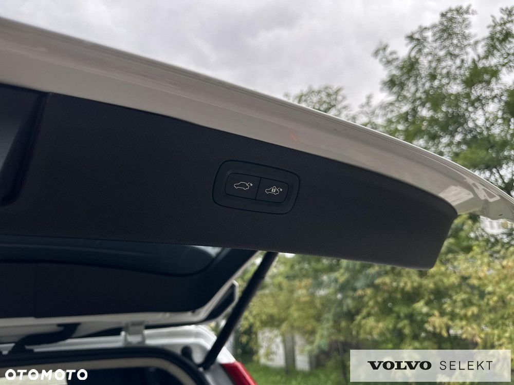 Volvo XC 90 - 18