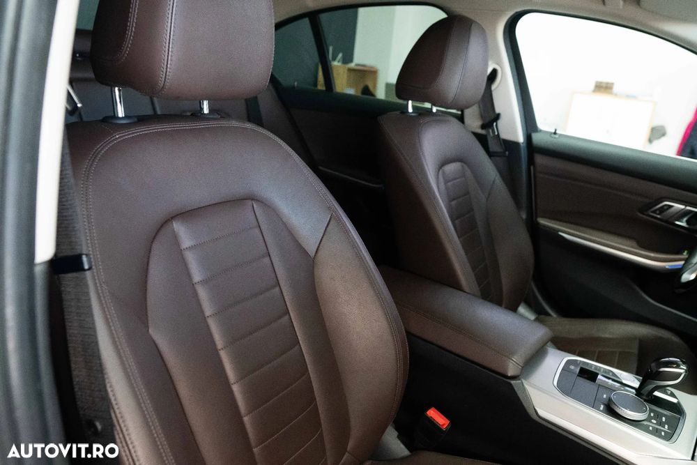 BMW Seria 3 320d xDrive AT - 16