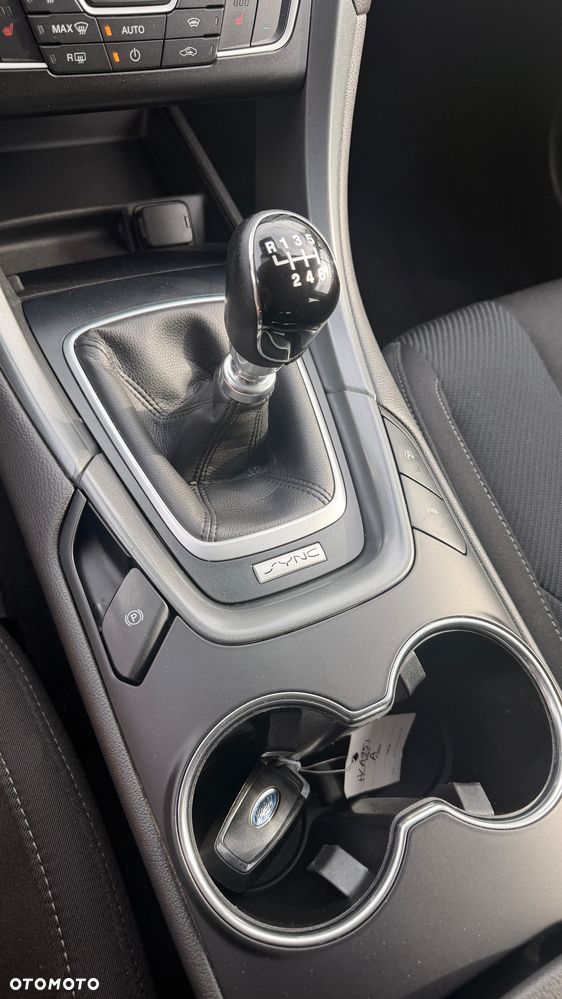 Ford Mondeo 1.5 TDCi Start-Stopp Titanium - 16