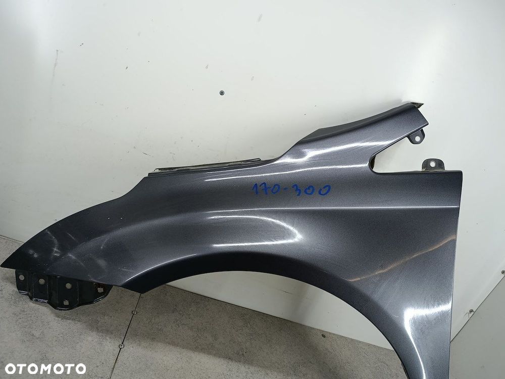 BŁOTNIK LEWY PRZÓD TOYOTA AVENSIS III T27 1G3 - 3