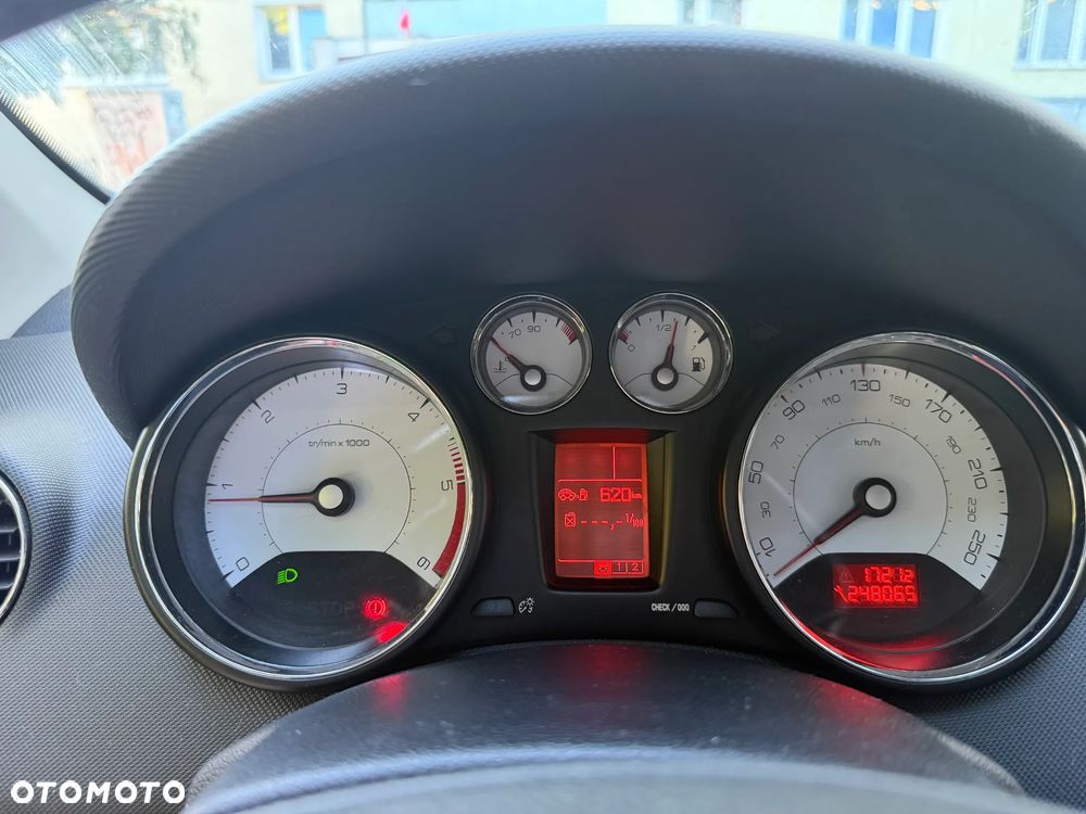 Peugeot 308 CC - 12