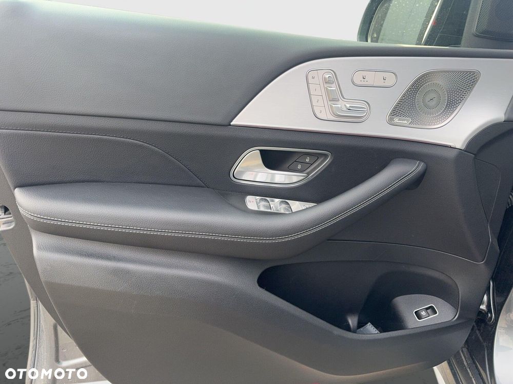 Mercedes-Benz GLE - 18