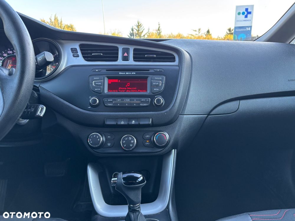 Kia Ceed 1.6 CRDi M - 6