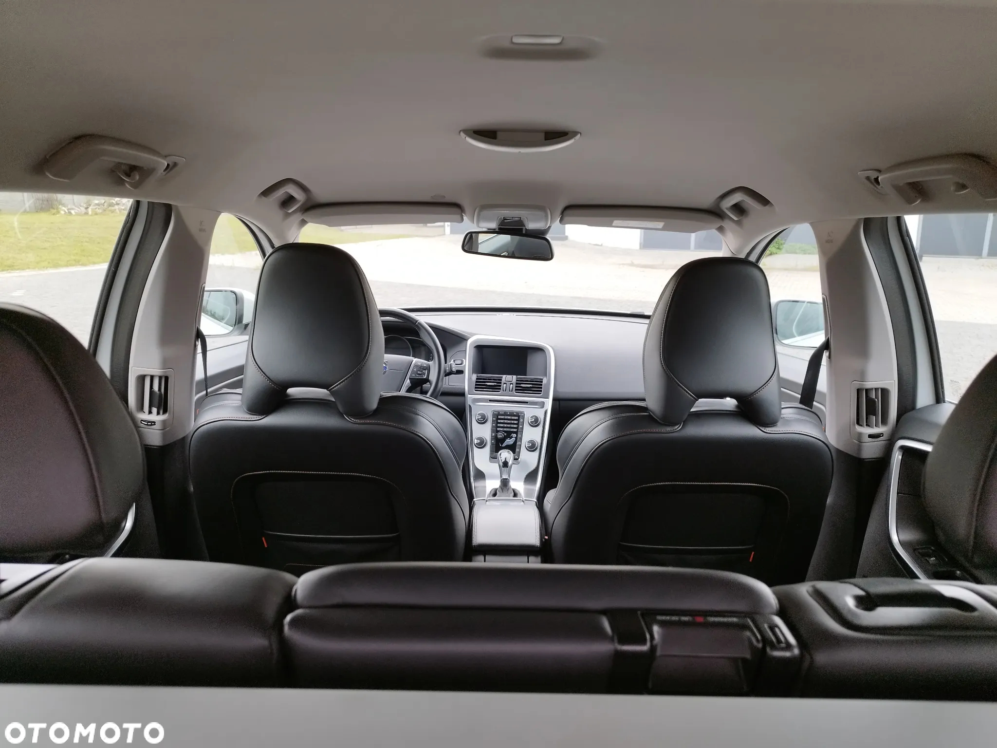 Volvo XC 60 D3 Drive-E Ocean Race - 23
