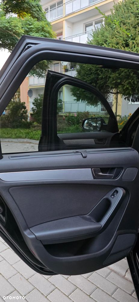 Audi A4 Avant 2.0 TDI - 11
