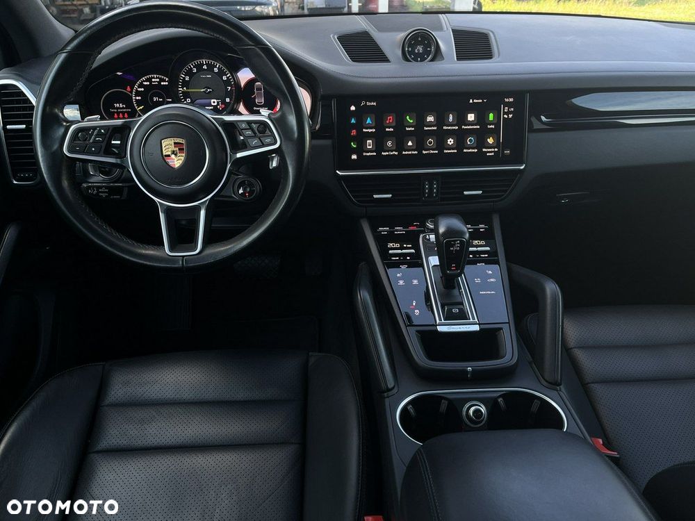Porsche Cayenne E-Hybrid - 38