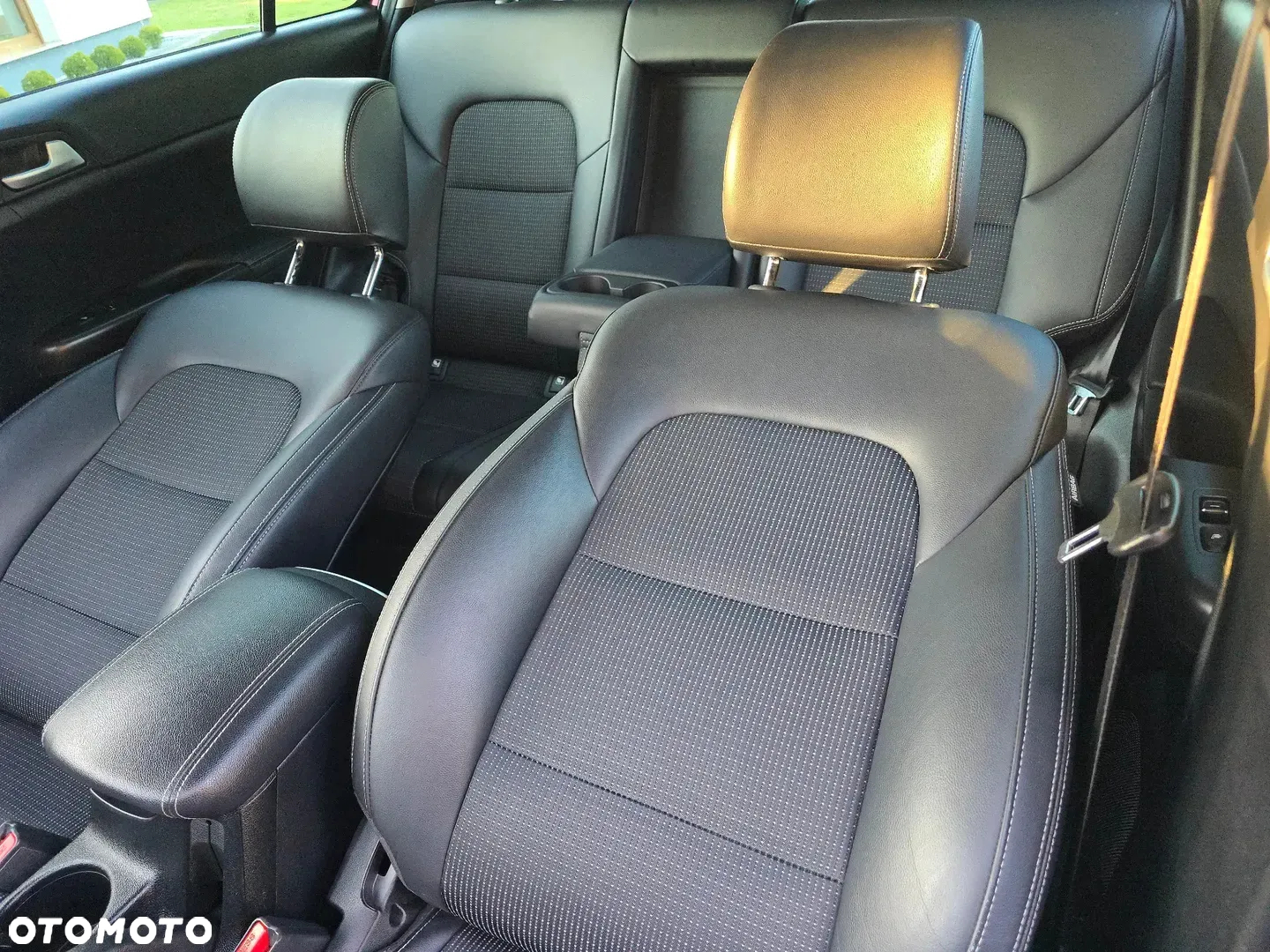 Kia Sportage 2,0 CRDI 2WD ISG Spirit - 25