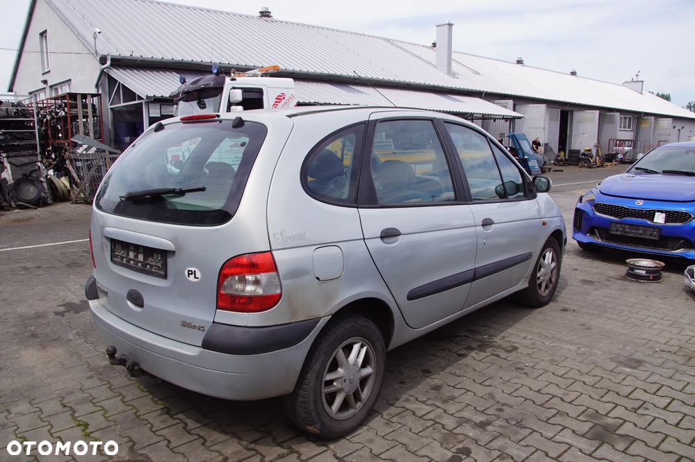 Auto na części - Renault Megane Scenic I Lift 1.9 dCi 102 KM F9Q732 JC5113 2001R Skrzynia Drzwi Szyba Lusterko Maska Zderzak Klapa Błotnik Deska Kokpit - 6