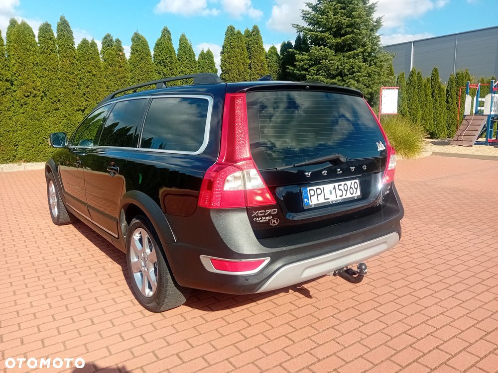 Volvo XC 70 D5 AWD Summum - 8