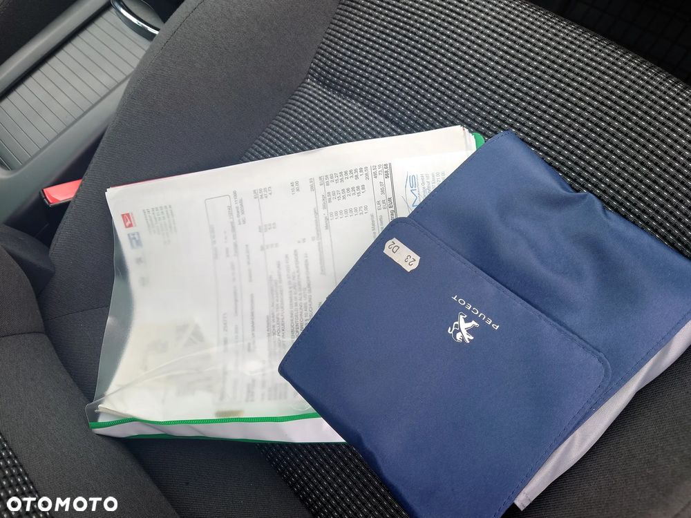 Peugeot 5008 HDI 115 Business-Line - 19