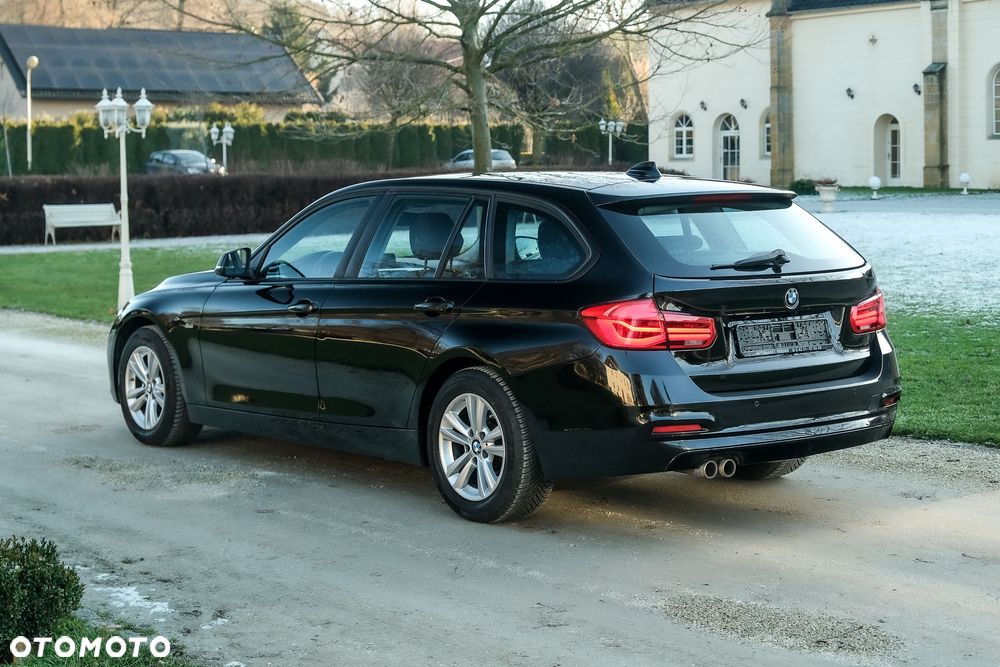 BMW Seria 3 320d Sport Line Shadow - 19