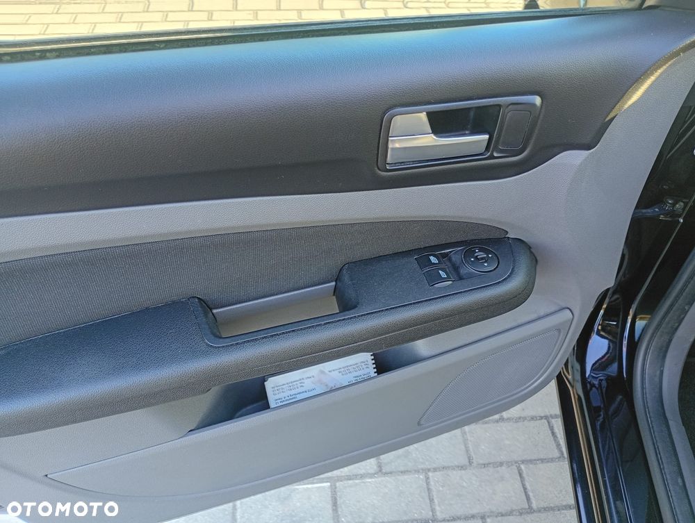 Ford Focus 1.6 TDCi DPF Concept - 13