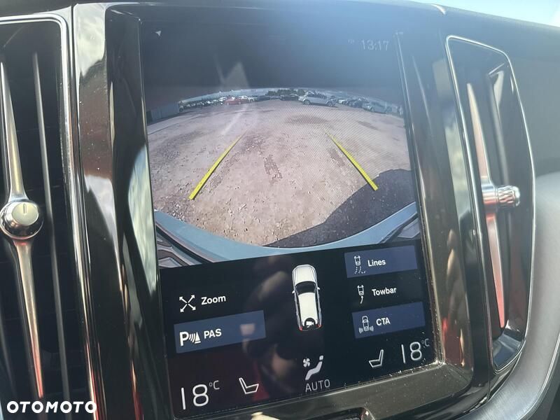 Volvo XC 60 D3 Momentum Pro - 16