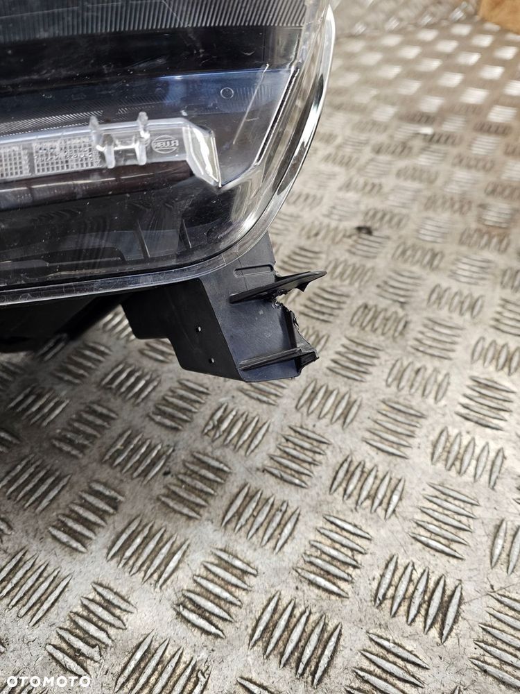 renault trafic iv 2021-2025 lampa przednia prawa full led 260102899r - 9