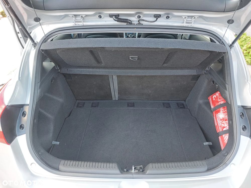 Hyundai i30 blue 1.6 GDI YES Gold - 19