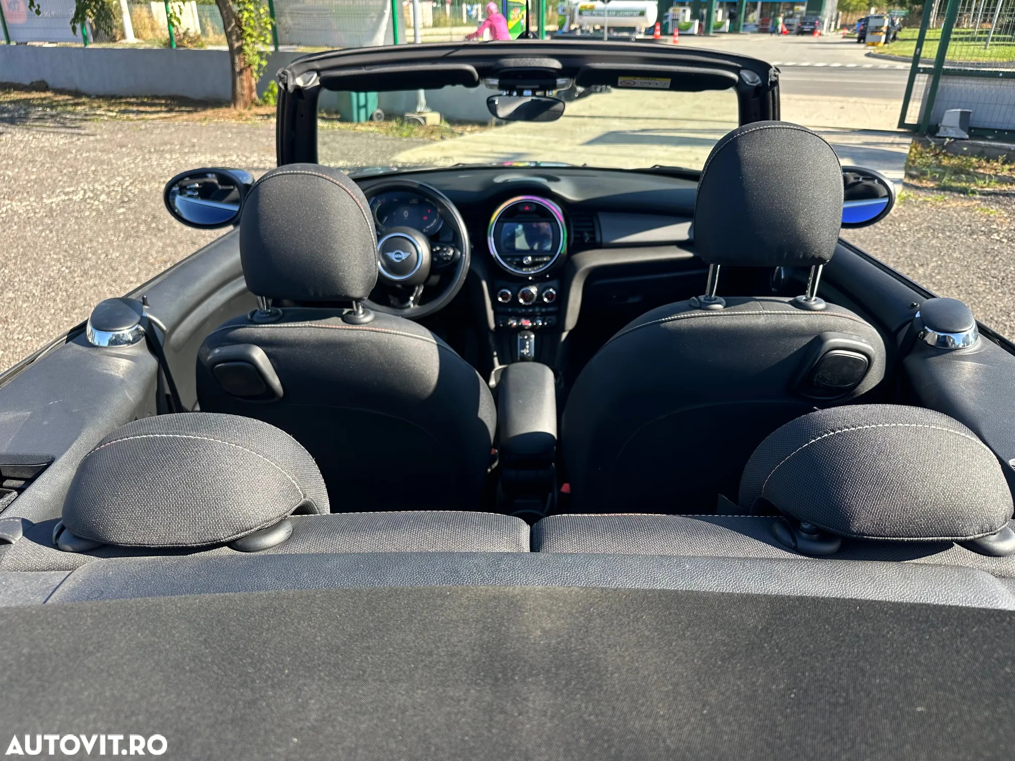 Mini Cooper Cabrio Aut. Essential Trim - 10