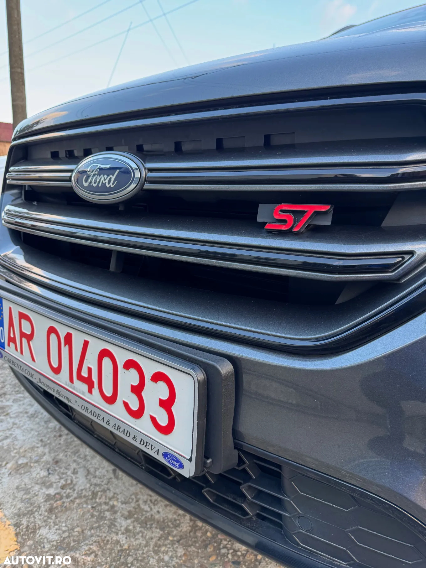 Ford Kuga 1.5 EcoBoost 2x4 ST-Line - 10