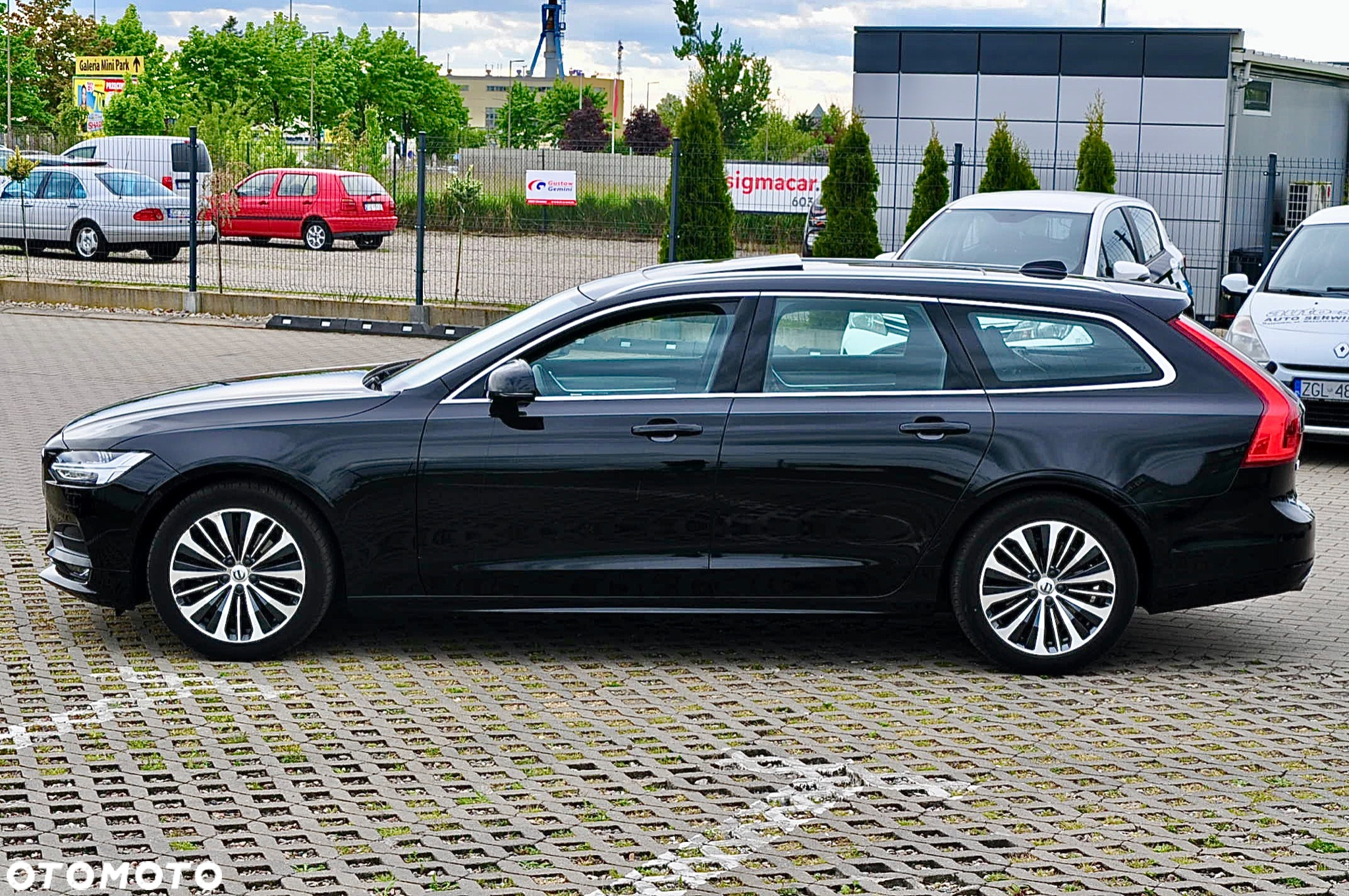 Volvo V90 D4 Geartronic Momentum Pro - 5
