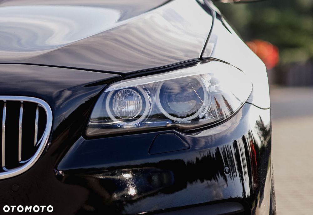 BMW Seria 5 530d xDrive - 11