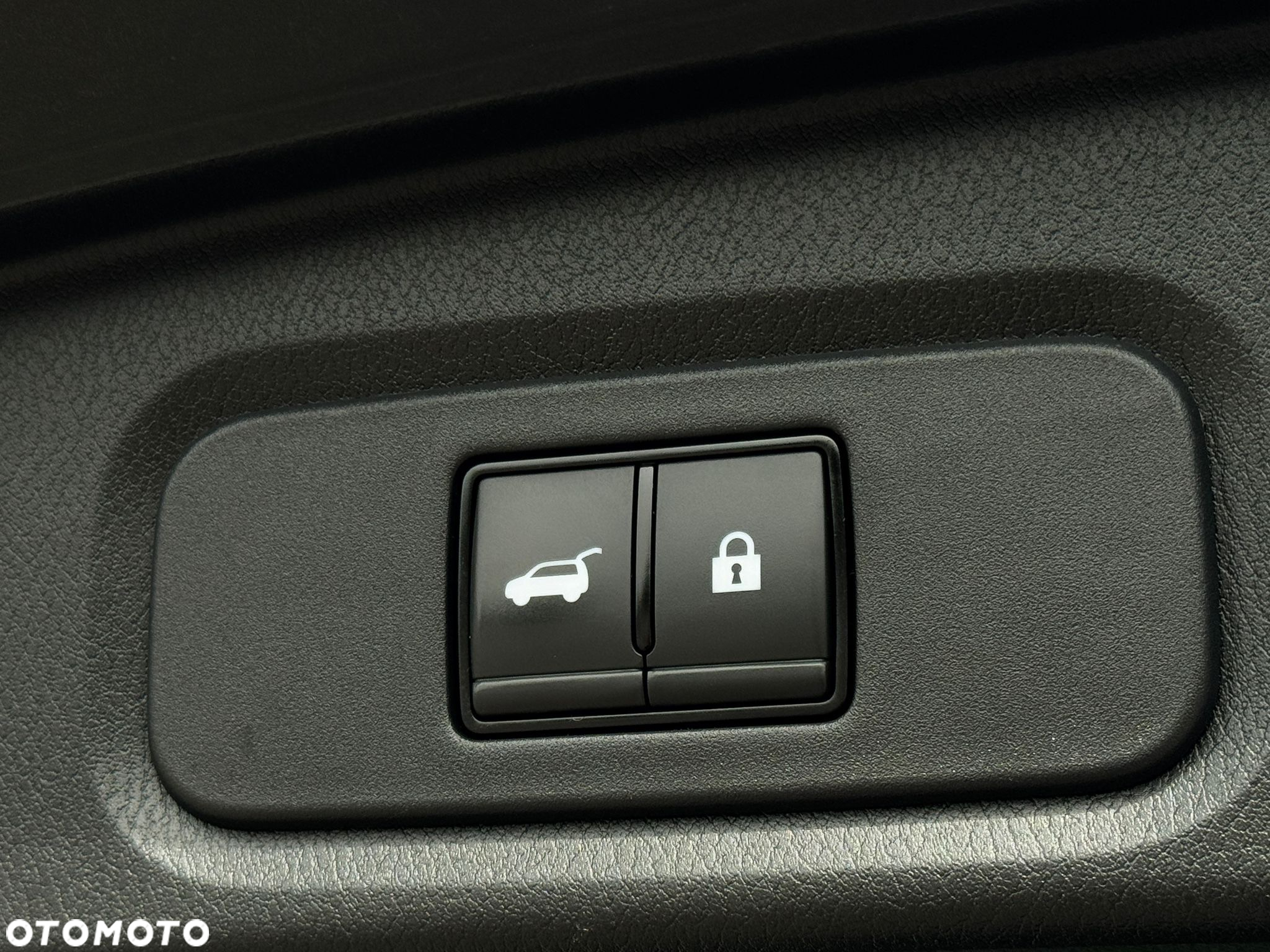 Nissan Qashqai 1.3 DIG-T MHEV N-Connecta - 28
